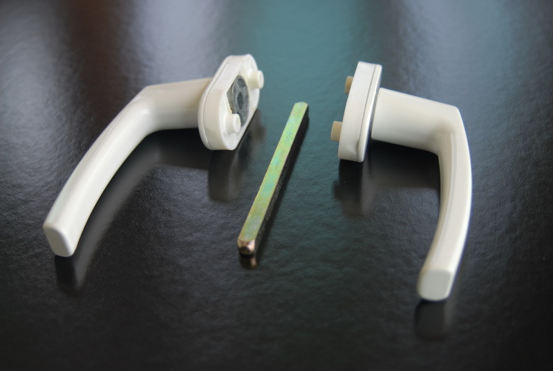 ชุดมือจับบัลโคนี่