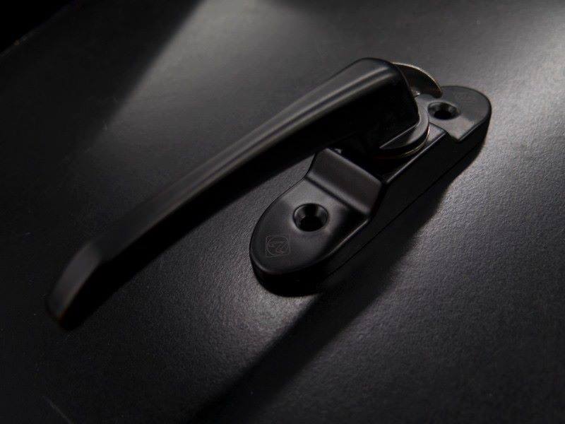 Grand Crescent Lock,Right